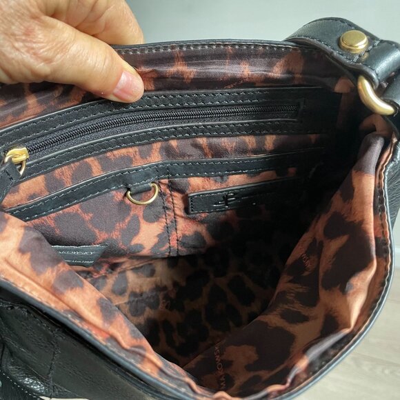 B Makowsky Leather Flap Top Cross Body Bag Lock Hardware Black Fashion Trendy - Picture 8 of 9